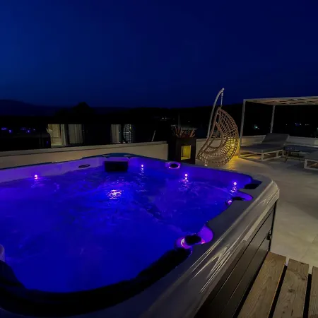 Luxury Dream With Private Jacuzzi